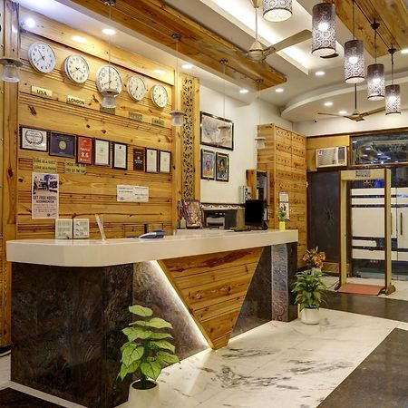 The Hindustan International - Traveller'S Choice Award 2025 Best Of Best Winning Hotel Нью-Дели Экстерьер фото