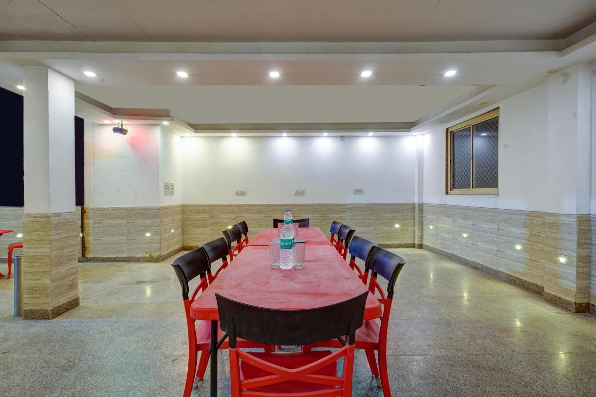 The Hindustan International - Traveller'S Choice Award 2025 Best Of Best Winning Hotel Нью-Дели Экстерьер фото