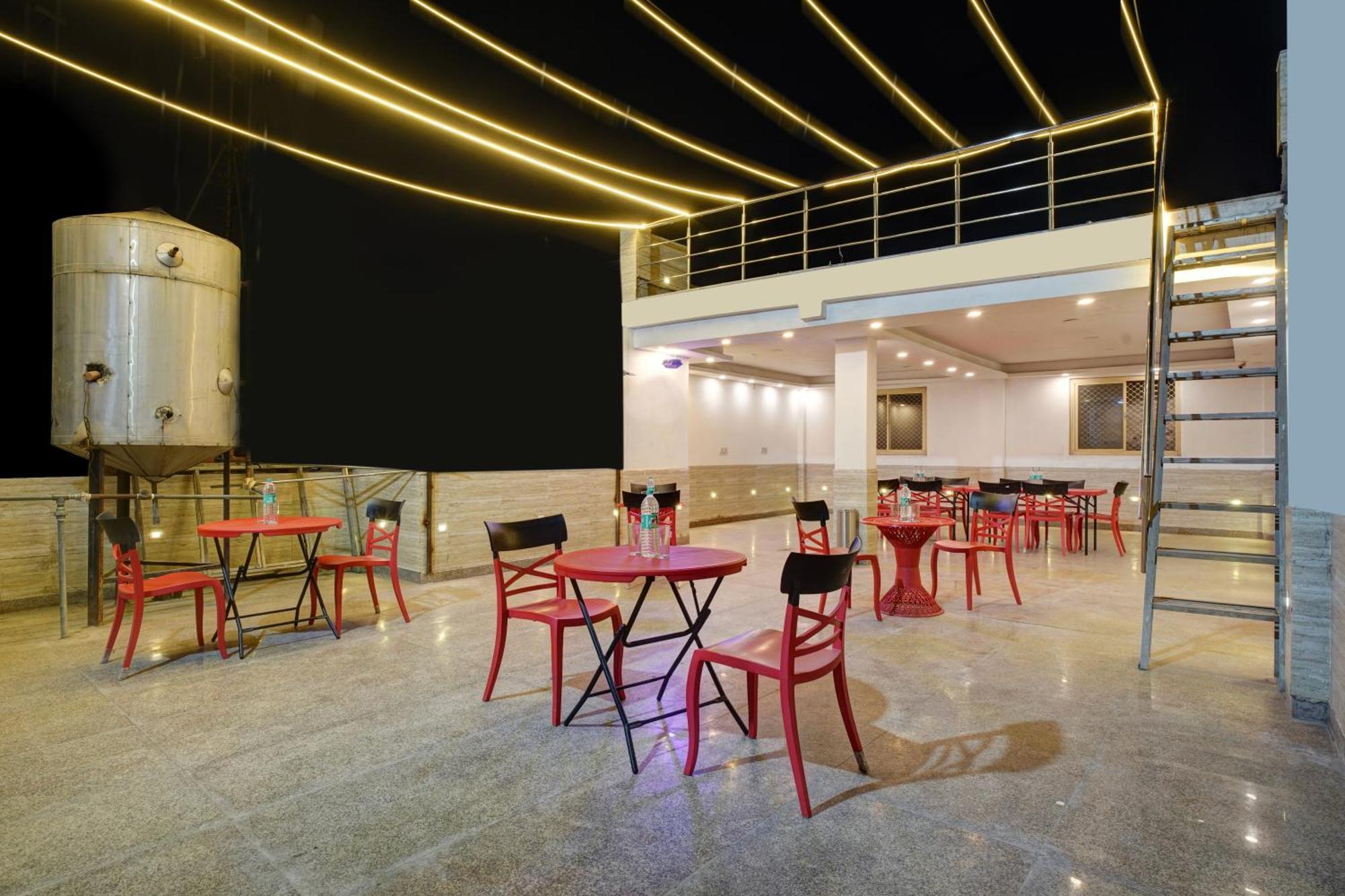 The Hindustan International - Traveller'S Choice Award 2025 Best Of Best Winning Hotel Нью-Дели Экстерьер фото