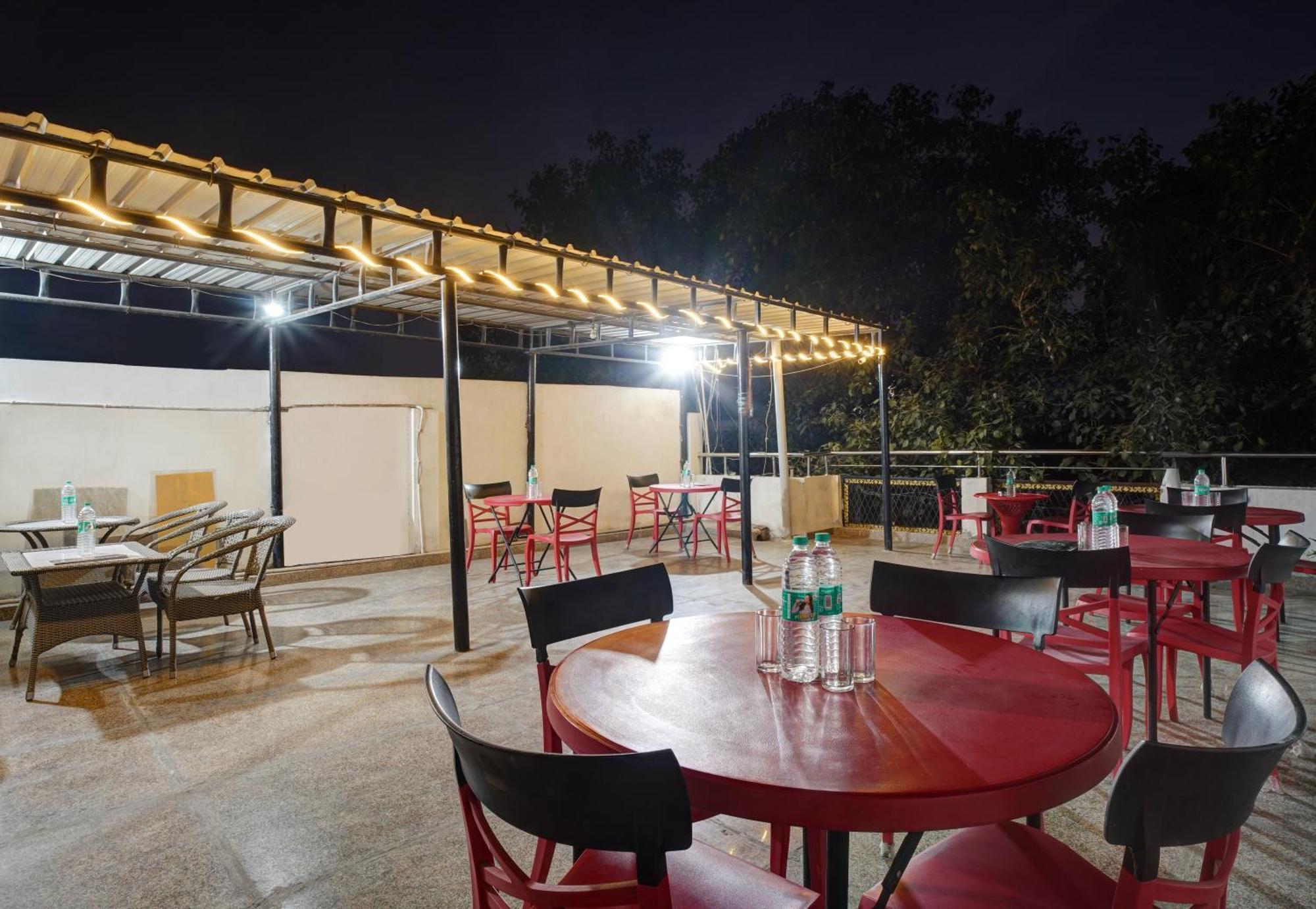 The Hindustan International - Traveller'S Choice Award 2025 Best Of Best Winning Hotel Нью-Дели Экстерьер фото