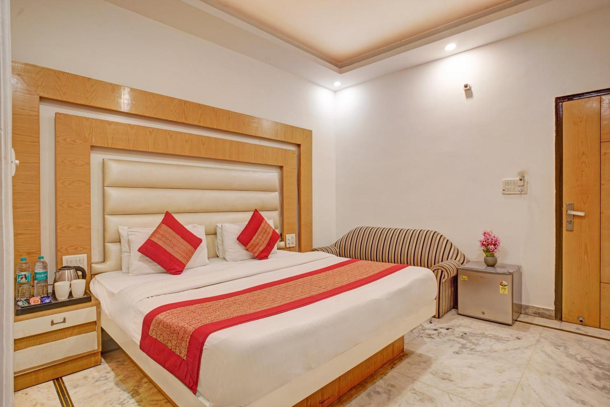 The Hindustan International - Traveller'S Choice Award 2025 Best Of Best Winning Hotel Нью-Дели Экстерьер фото