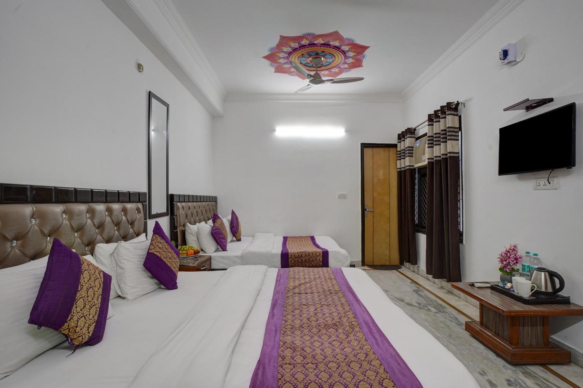 The Hindustan International - Traveller'S Choice Award 2025 Best Of Best Winning Hotel Нью-Дели Экстерьер фото
